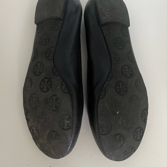 Tory Burch leather flats - Picture 2 of 2